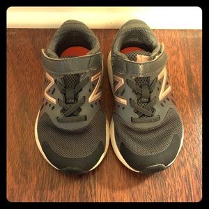New Balance Extra Wide Sneakers